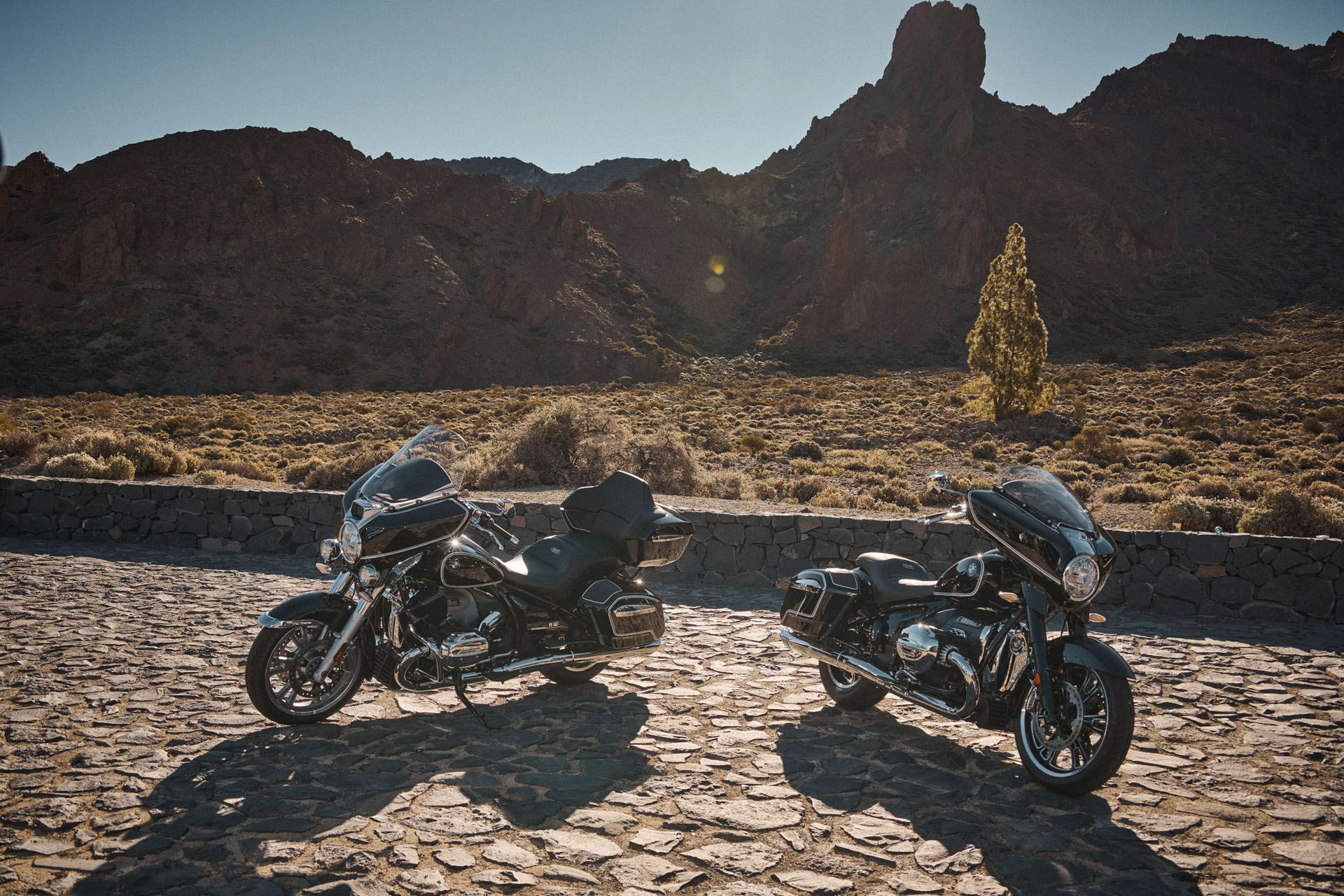 BMW R 18 B và BMW R 18 Transcontinental có thiết kế cổ điển và trang bị hiện đại
