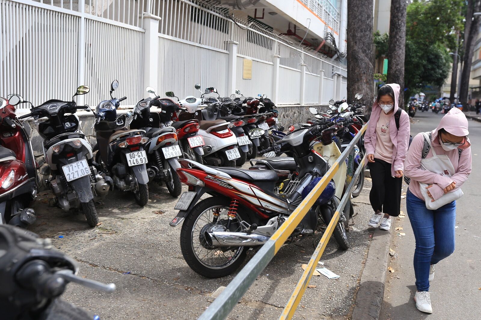 trông giữ xe trái phép
