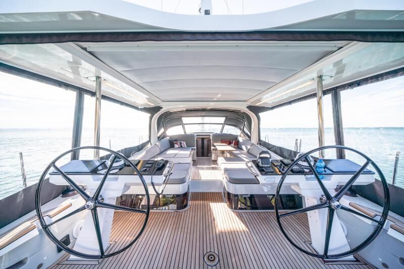 du thuyền Jeanneau Yachts 65