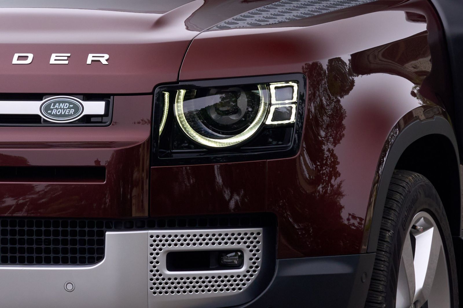 SUV Land Rover Defender 130