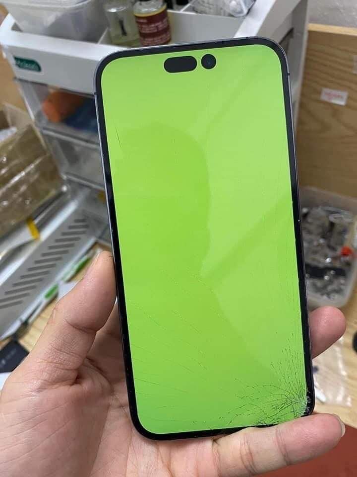 iPhone 14 pro max lỗi