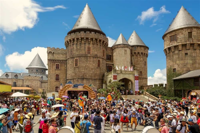 Fantasy Park phù hợp với cả trẻ em và người lớn. Ảnh: 52Hz