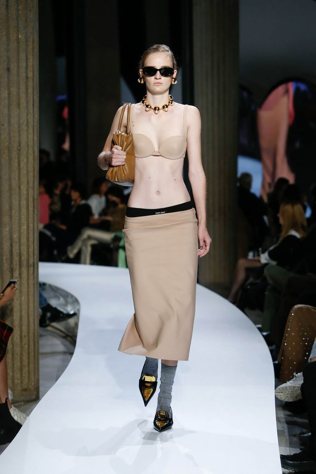 xu hướng tất công nương Diana