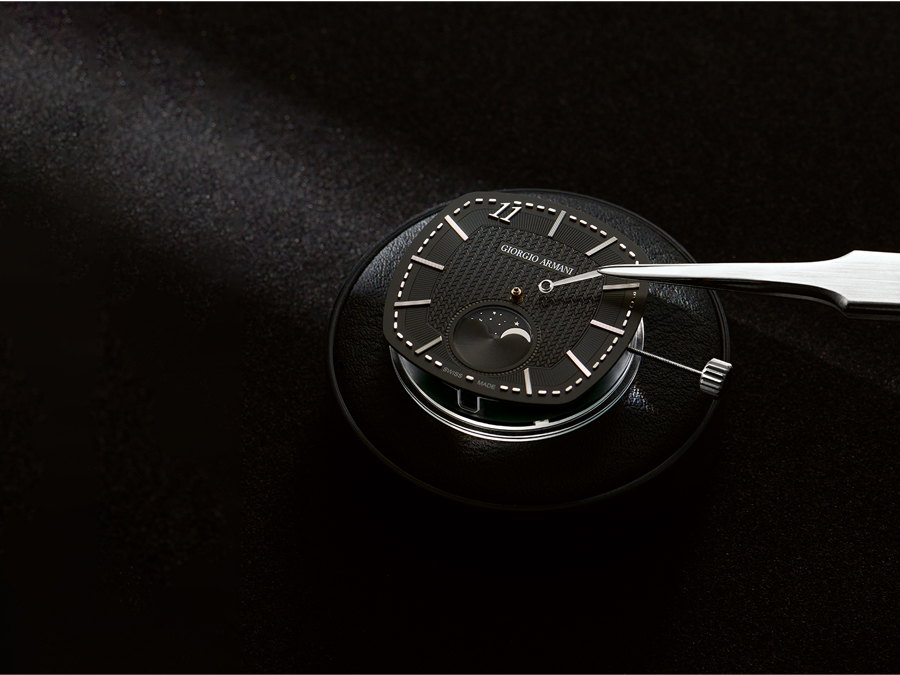 Giorgio Armani sản xuất đồng hồ