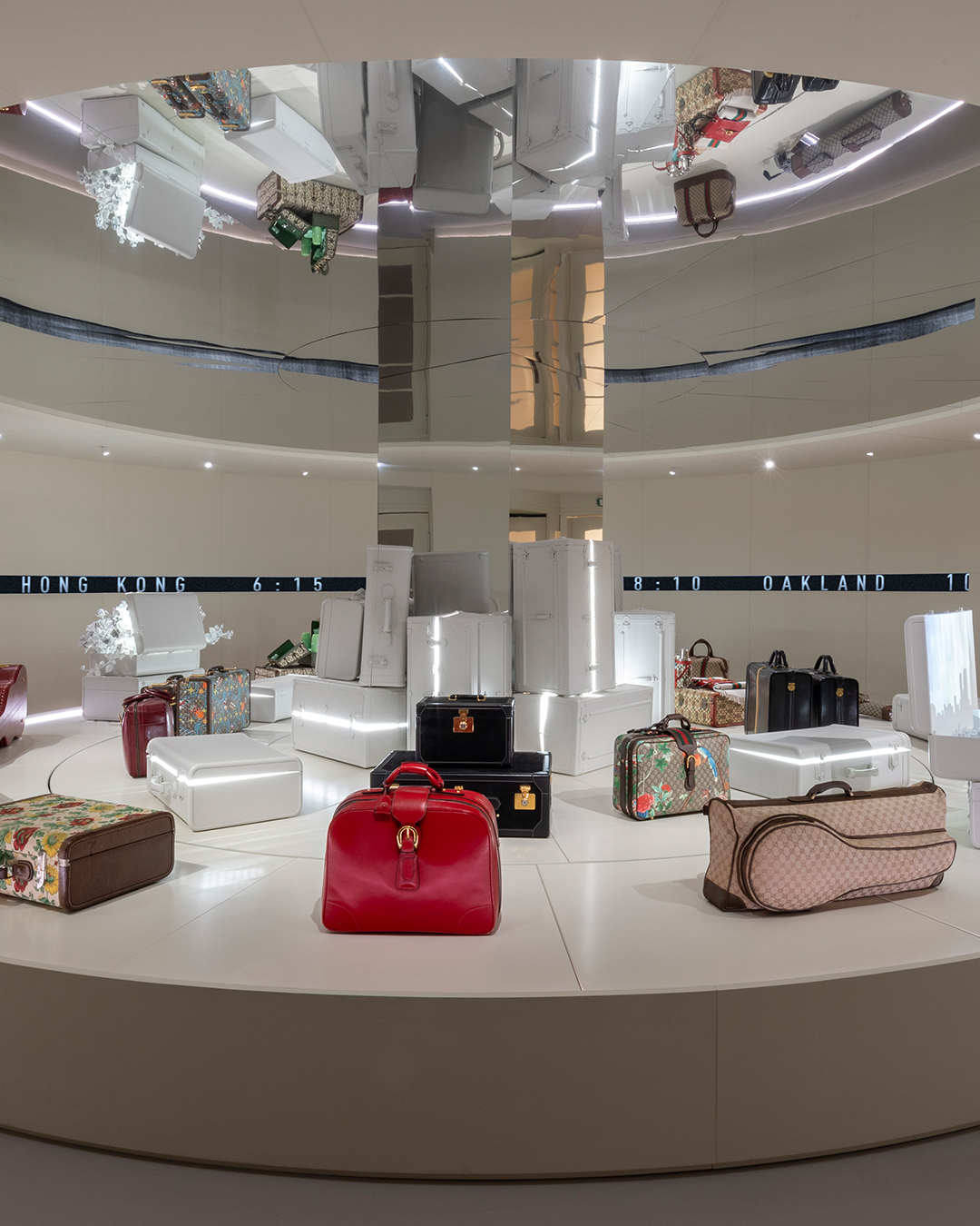 triển lãm Gucci Cosmos