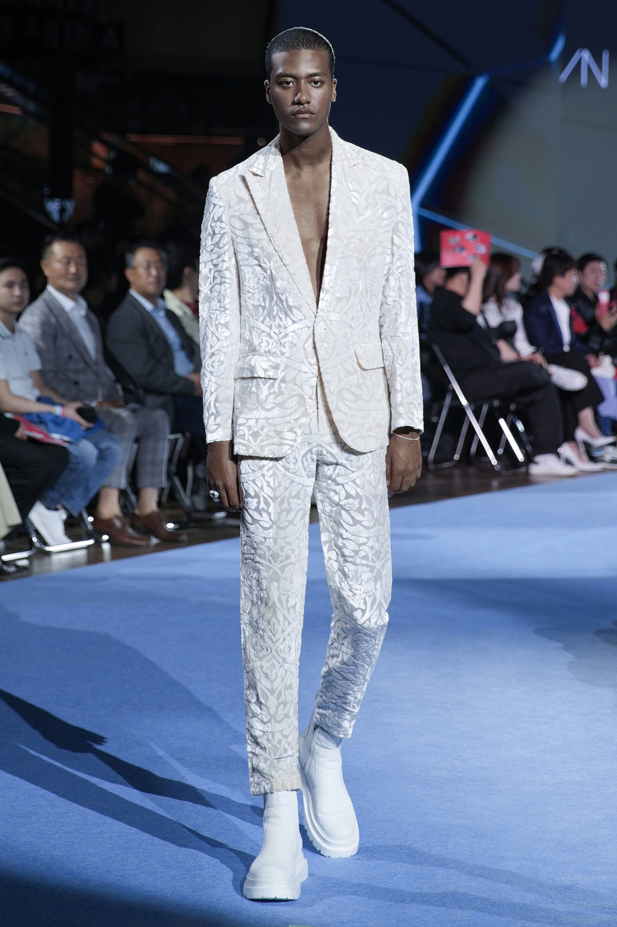 TRAN HUNG Xuân Hè 2024
