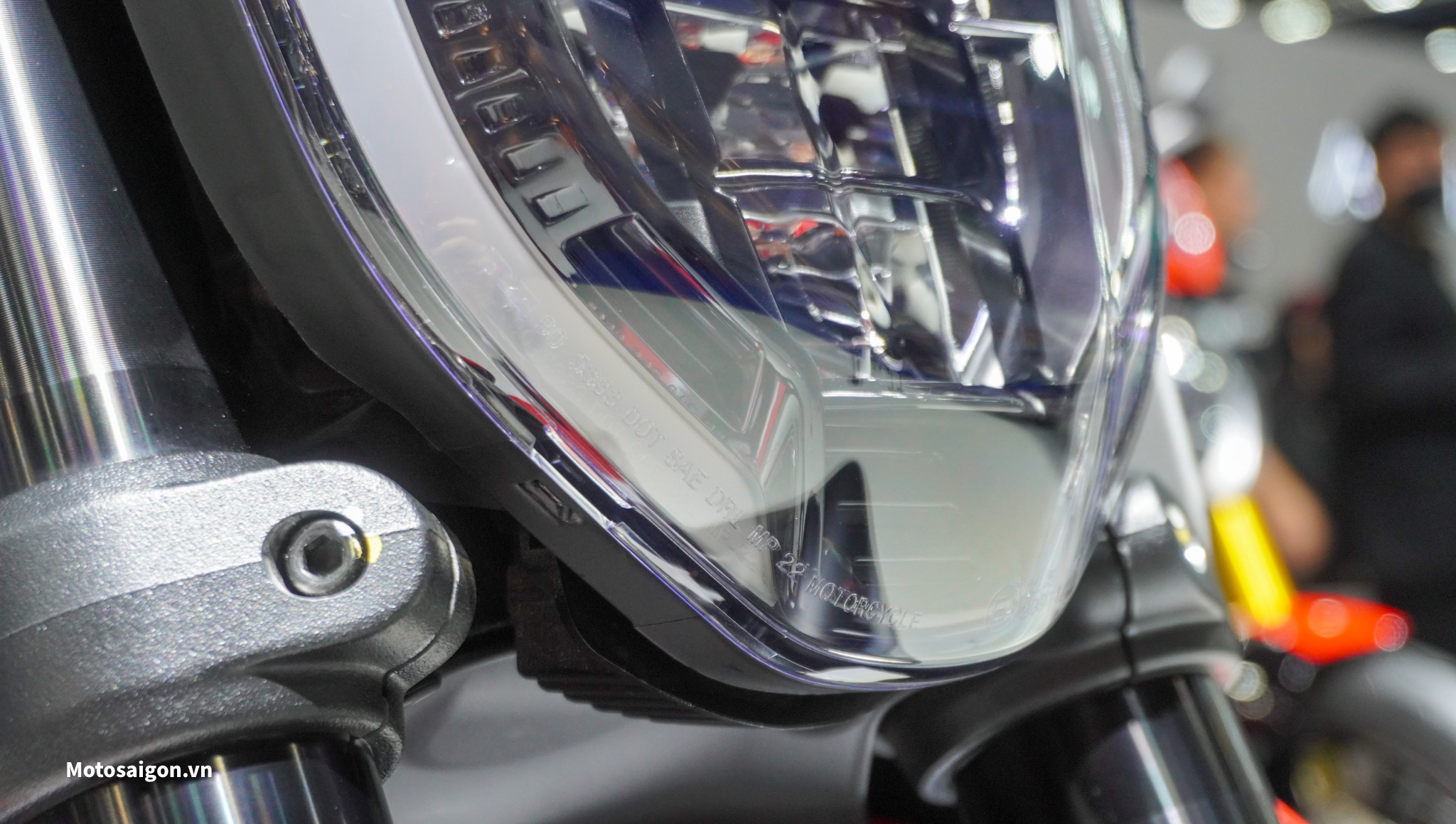 ducati-diavel-v4-desert-x-monster-sp-2023-motosaigon-017.jpg