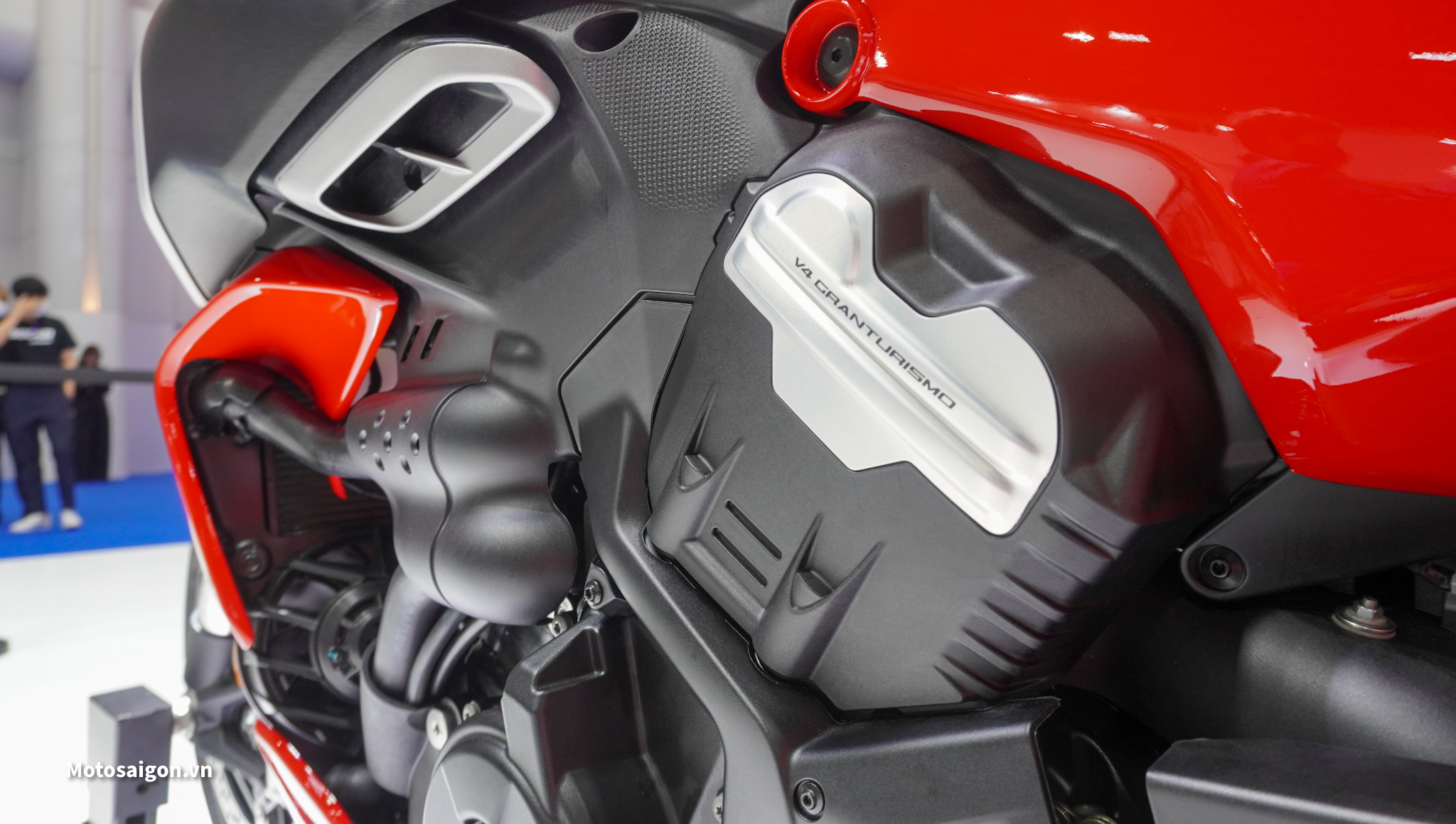 ducati-diavel-v4-desert-x-monster-sp-2023-motosaigon-027.jpg
