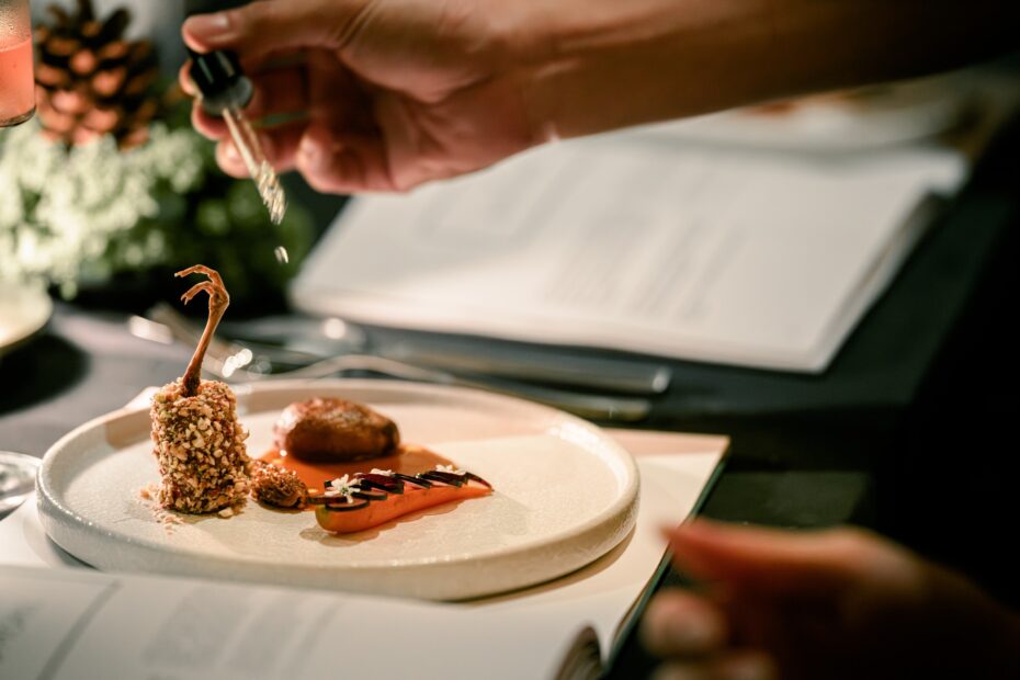 Những ai ghé Đà Lạt và thắc mắc rằng nơi đây có fine dining hay không chắc sẽ không cần lăn tăn nữa. (Nguồn ảnh: Sam Dining)