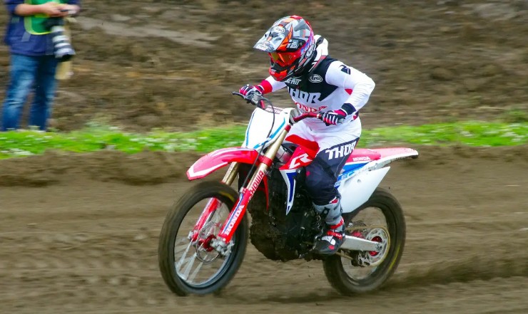 Cào cào điện Honda