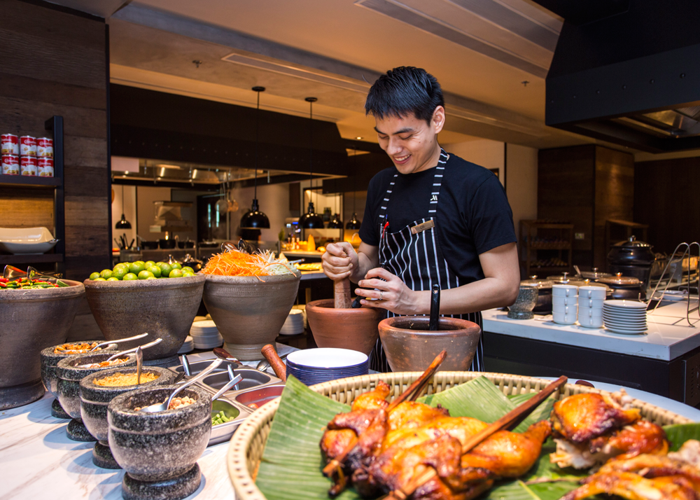 Ẩm thực Thái Lan tại Autograph Saigon cùng Chef Tum