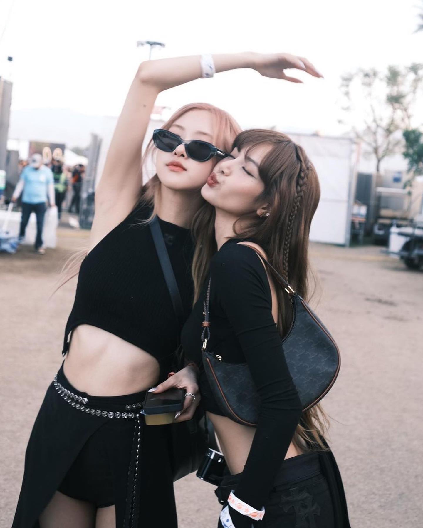 gentlemonster_1683191138_3095154062646905647_317828866.jpg