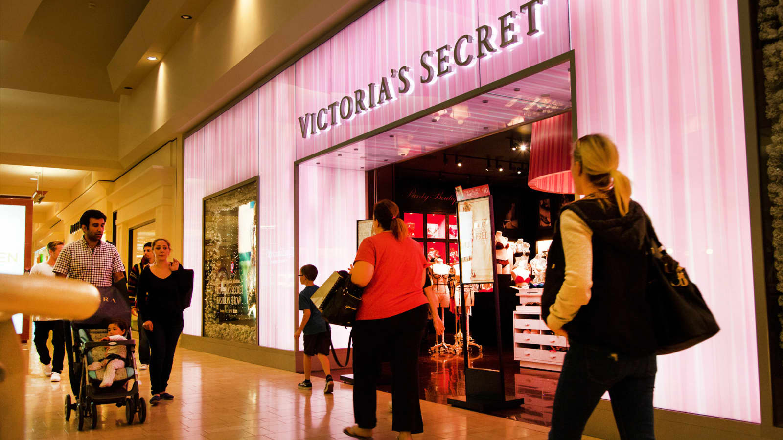  Victoria's Secret 