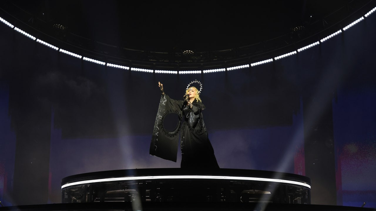 Nữ hoàng nhạc Pop Madonna - Biểu tượng thời trang đã trở lại!