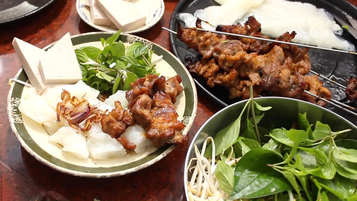 bánh-cuốn-ivivu78