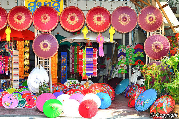 goi-y-nhung-dia-chi-mua-sam-ly-tuong-khi-du-lich-chiang-mai-ivivu-4