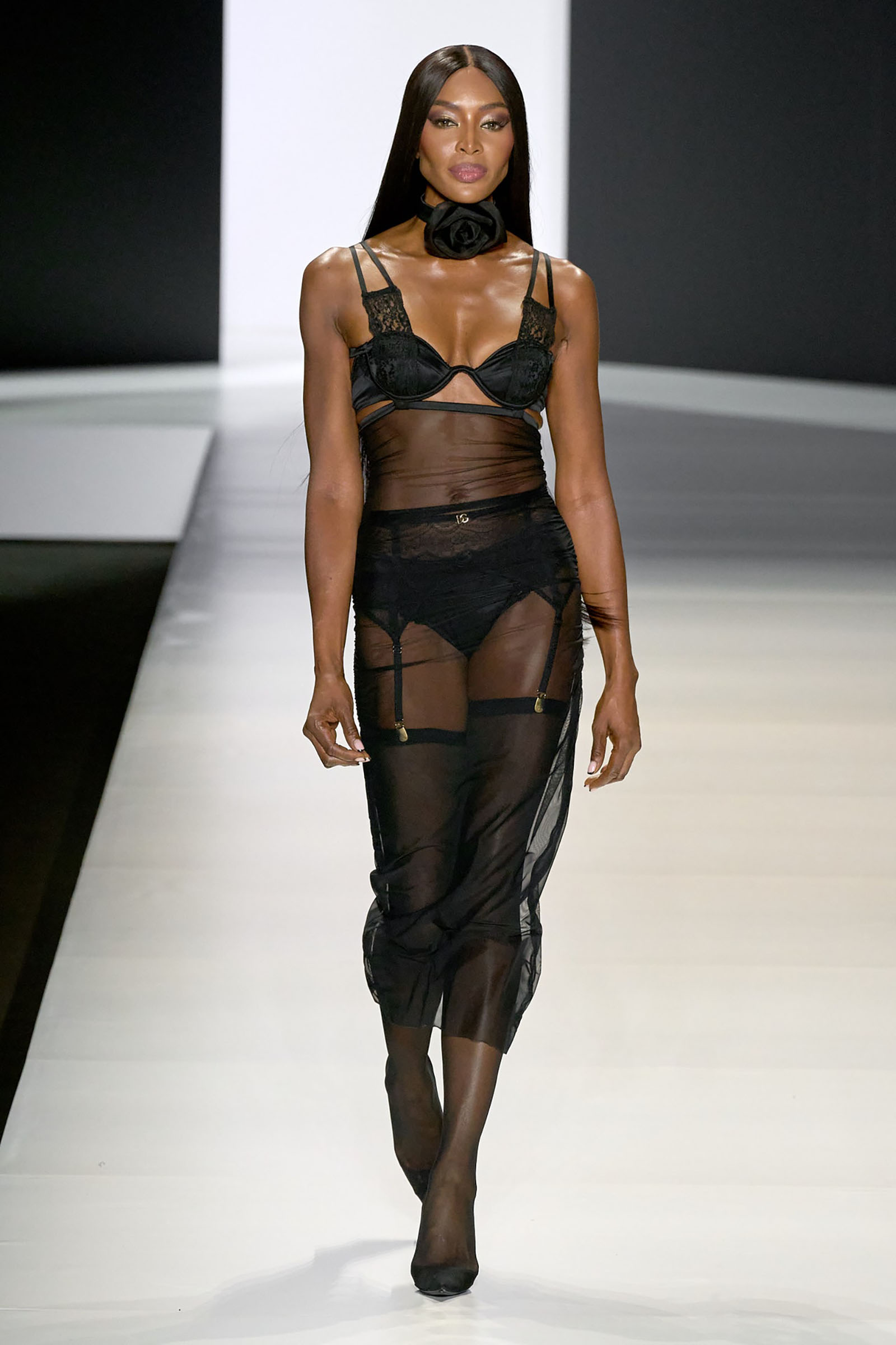 00079-dolce-and-gabbana-spring-2024-ready-to-wear-credit-gorunway.jpg