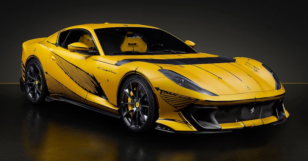 Siêu phẩm Ferrari 812 Competitionizione Tailor Made 