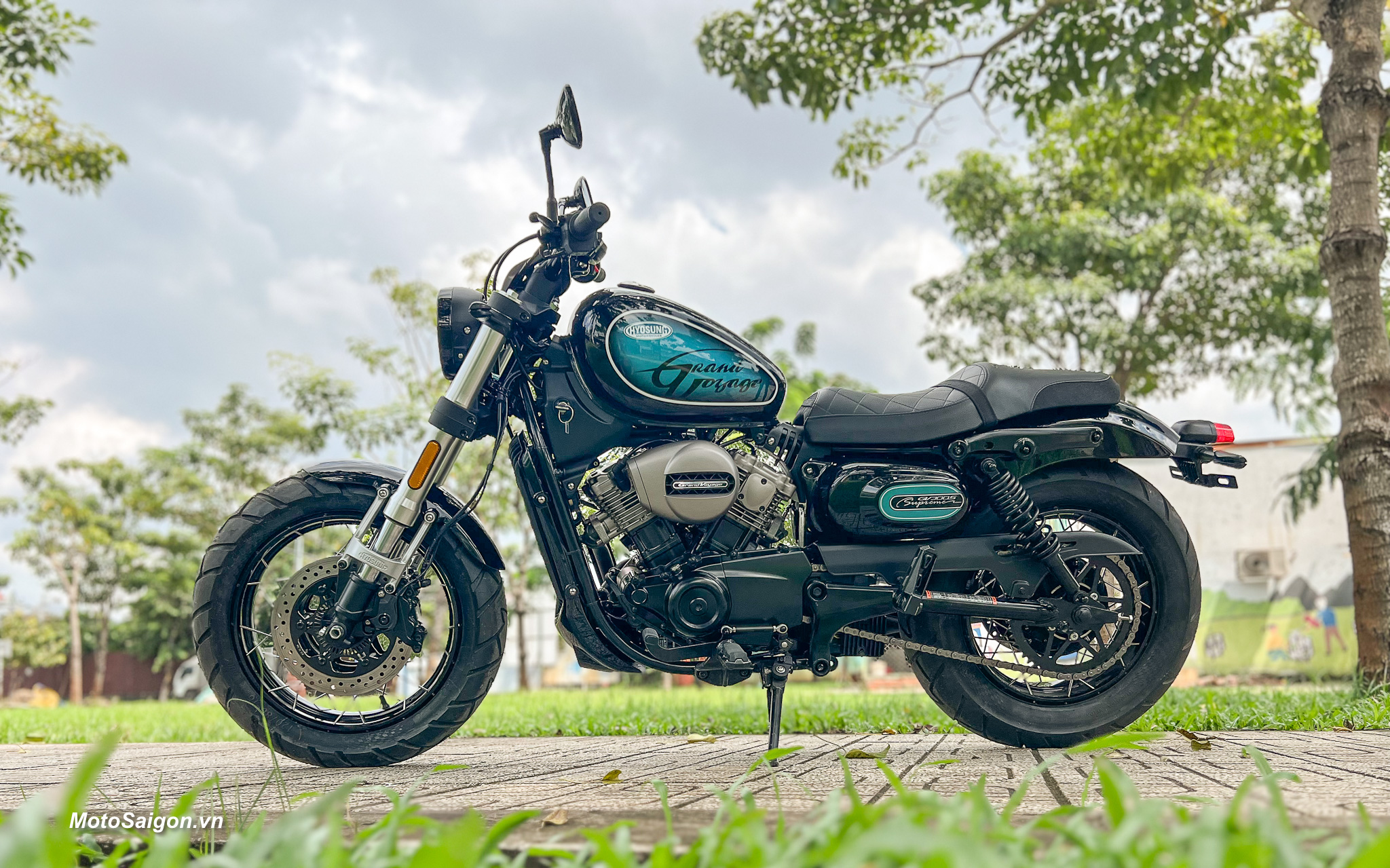 Hyosung GV300S EVO đã về Việt Nam với loạt trang bị cao cấp kèm giá xe