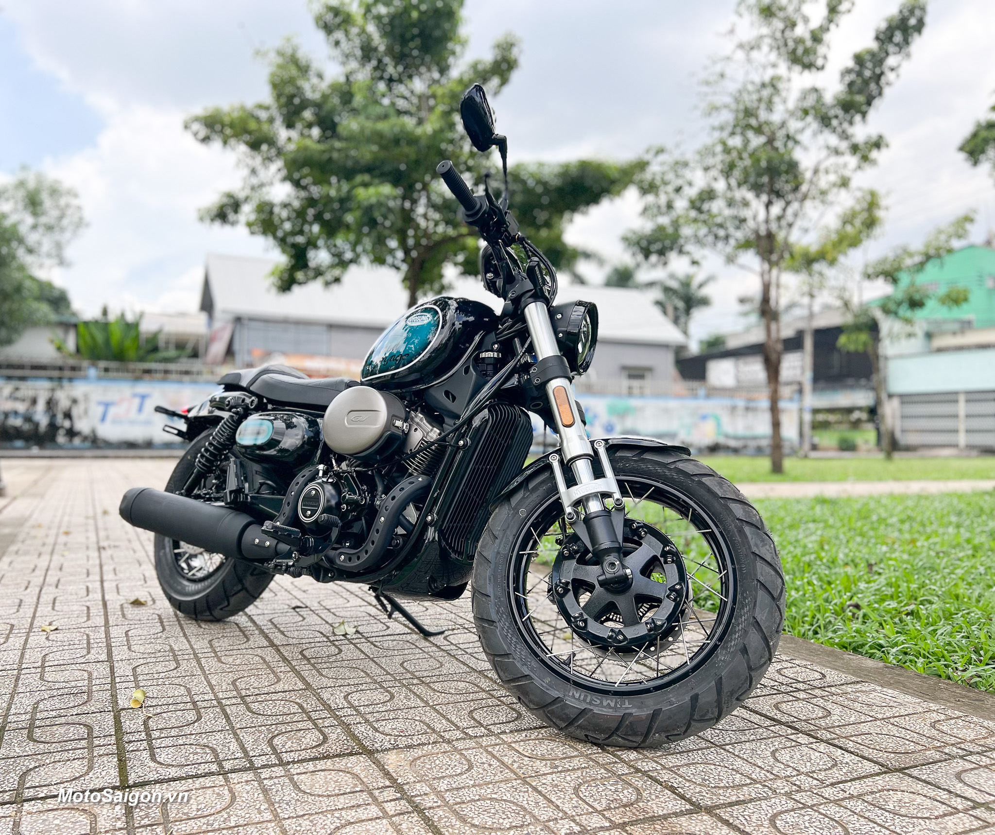 hyosung-gv300s-evo-2023-gia-xe-motosaigon-22.jpg