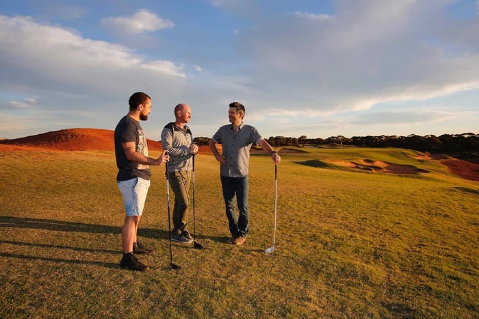 Khám phá toàn cảnh sân golf dài nhất thế giới Nullabor Links
