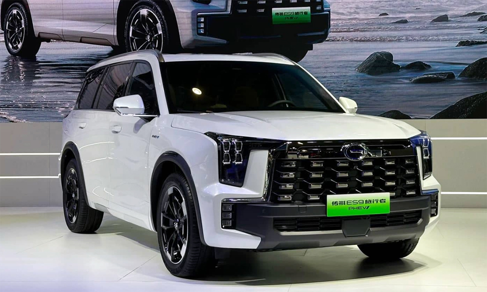 Trumpchi ES9 - SUV 7 chỗ sạc điện giá 31.400 USD