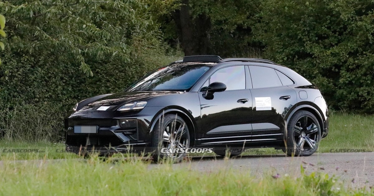 Porsche Macan EV 