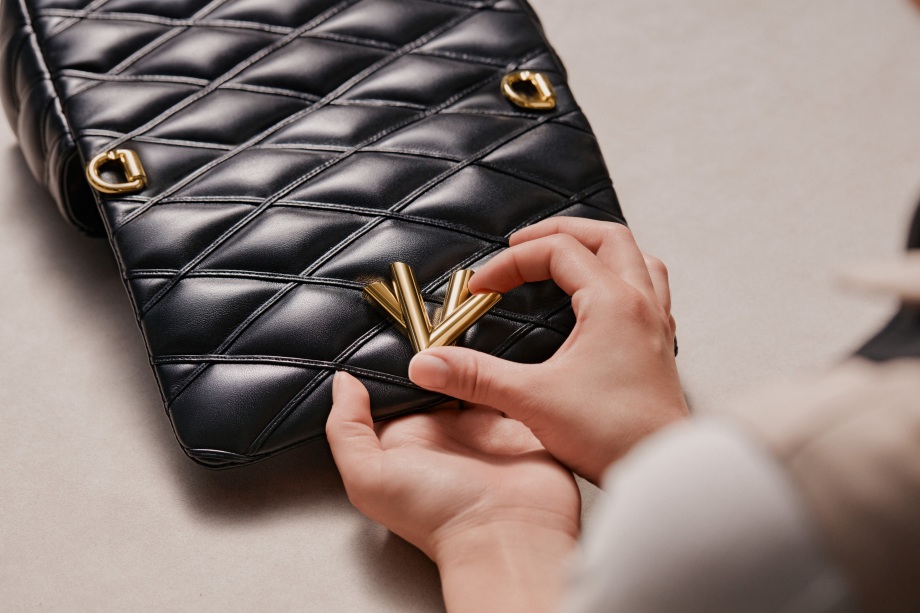 túi Louis Vuitton GO-1