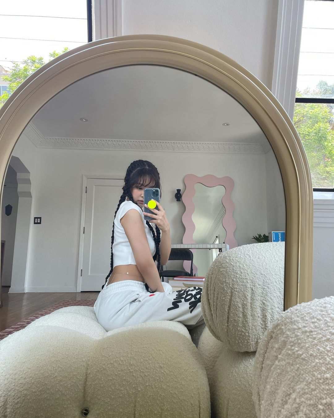 phong cách Jennie