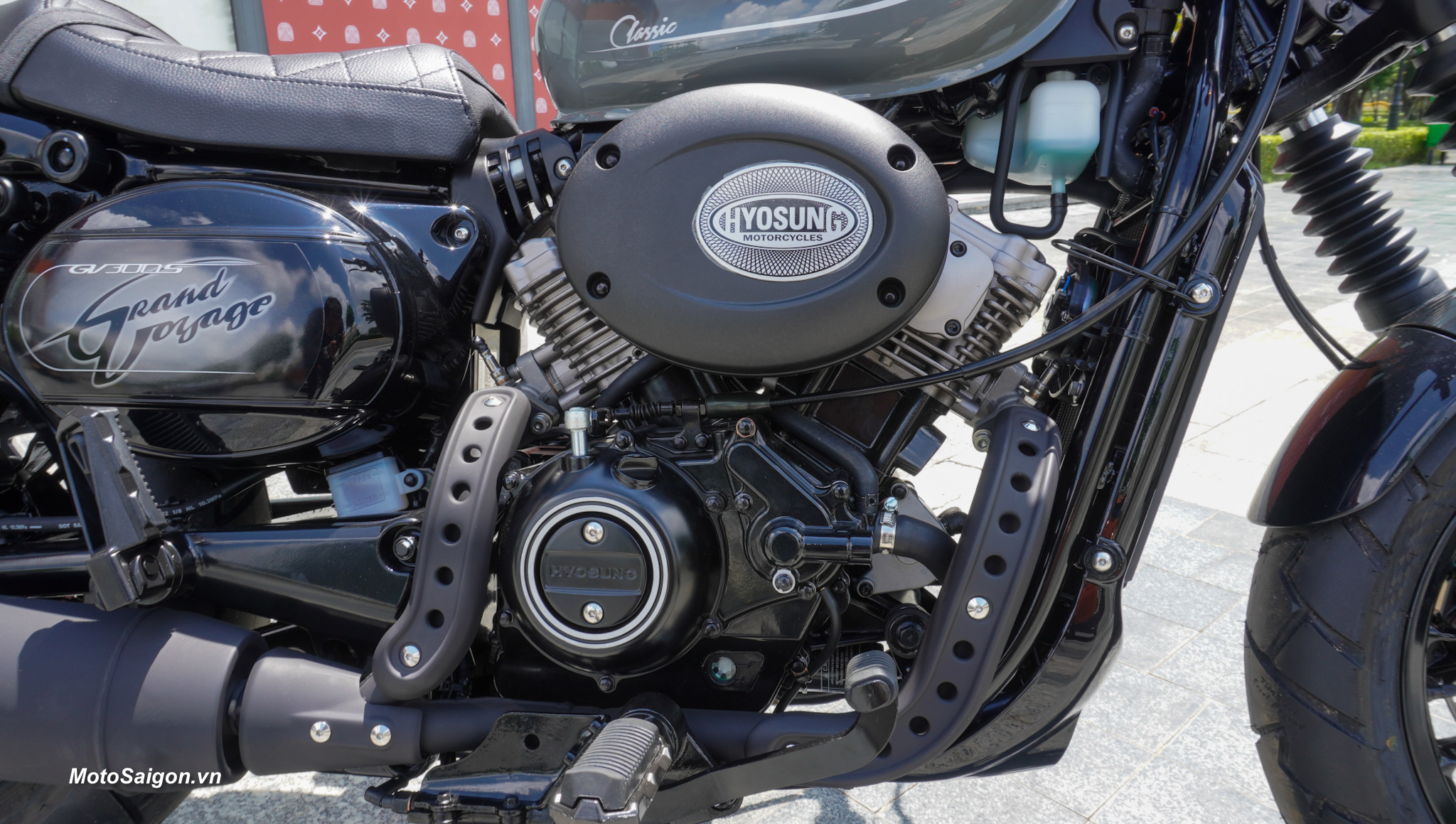 Hyosung GV300S biến thể Bobber của GV300R đã có giá xe