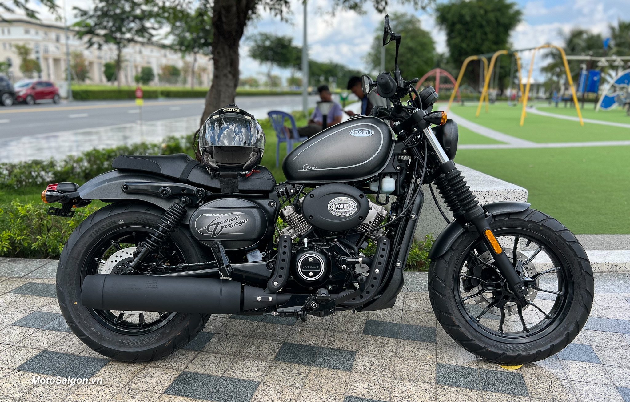 Hyosung GV300S biến thể Bobber của GV300R đã có giá xe