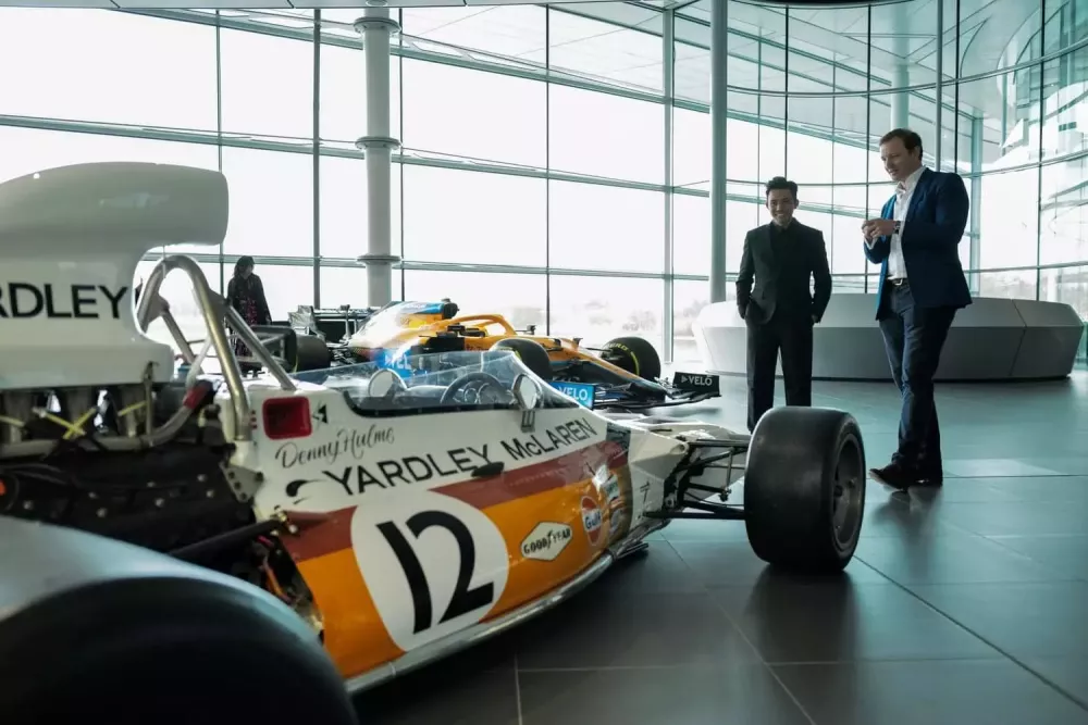 McLaren Elva