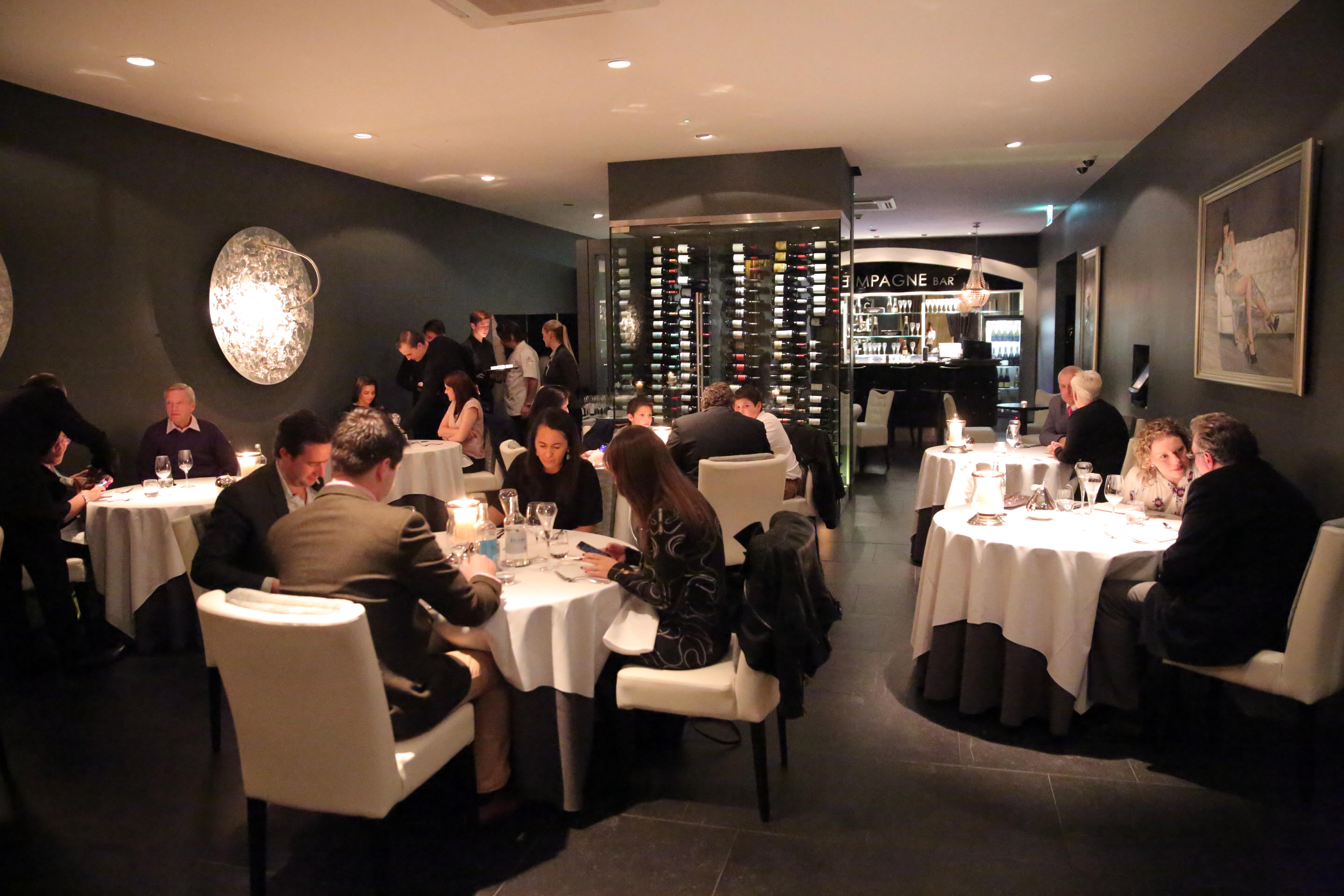 Nhà hàng đạt sao Michelin đóng cửa vì quá đắt