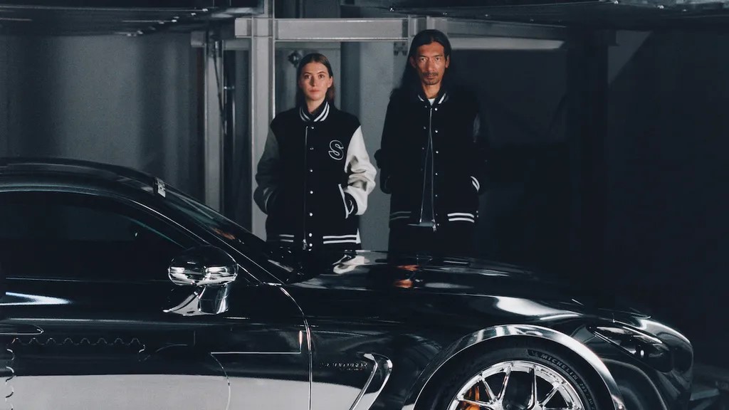 Sacai hợp tác Mercedes-AMG: Bộ sưu tập và bọc xe Sacai x AMG
