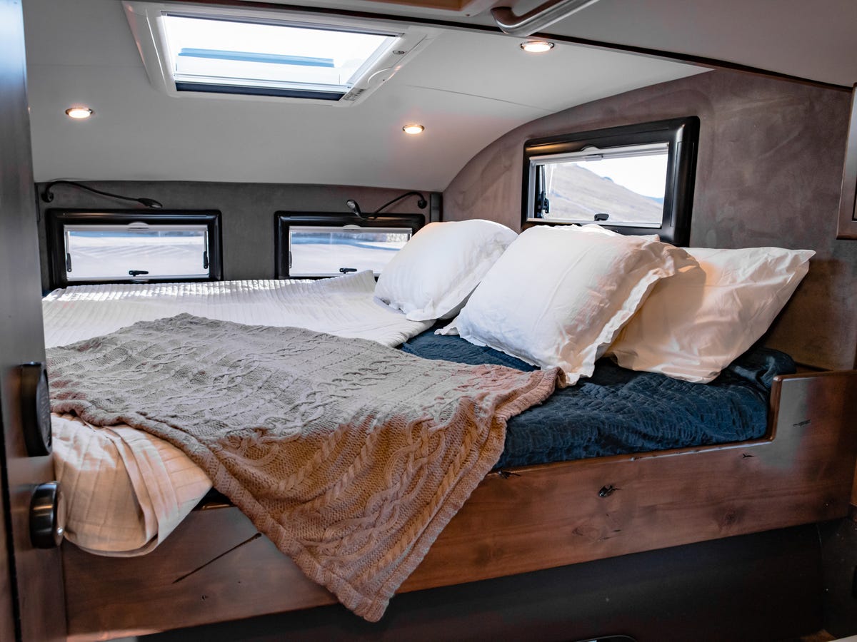 EarthRoamer XV-HD sang trọng với mức giá khởi điểm 1,7 triệu USD