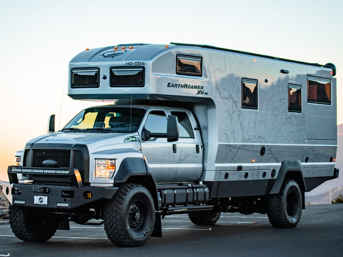 EarthRoamer XV-HD sang trọng với mức giá khởi điểm 1,7 triệu USD