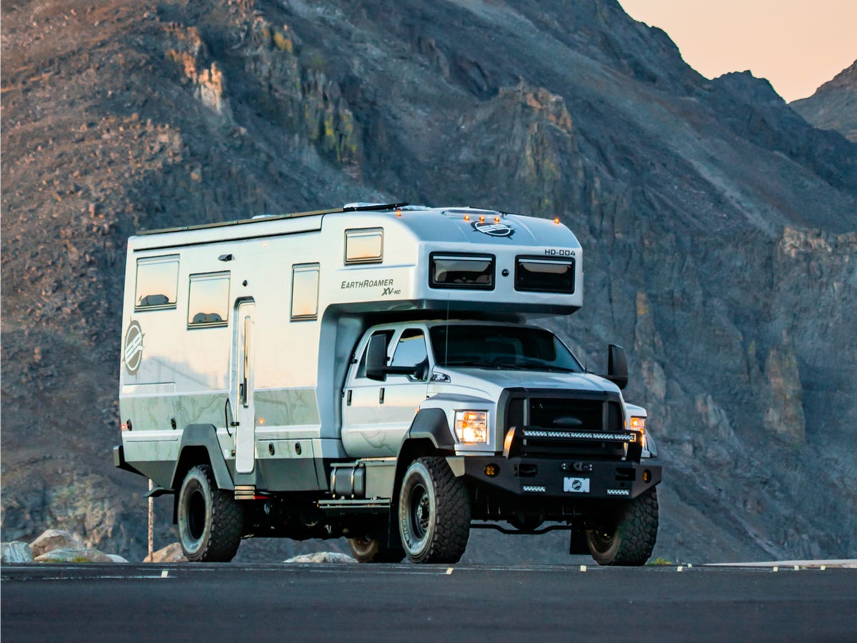 EarthRoamer XV-HD sang trọng với mức giá khởi điểm 1,7 triệu USD