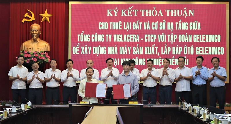 tong-cong-ty-viglacera-va-tap-doan-geleximco-ki-ket-thoa-thuan-cho-thue-dat-duoi-su-chung-kien-cua-lanh-dao-ubnd-tinh-thai-binh-cac-so-ban-nganh-dia-phuong-trong-tinh20230919130738.jpg?rt=20230919130739