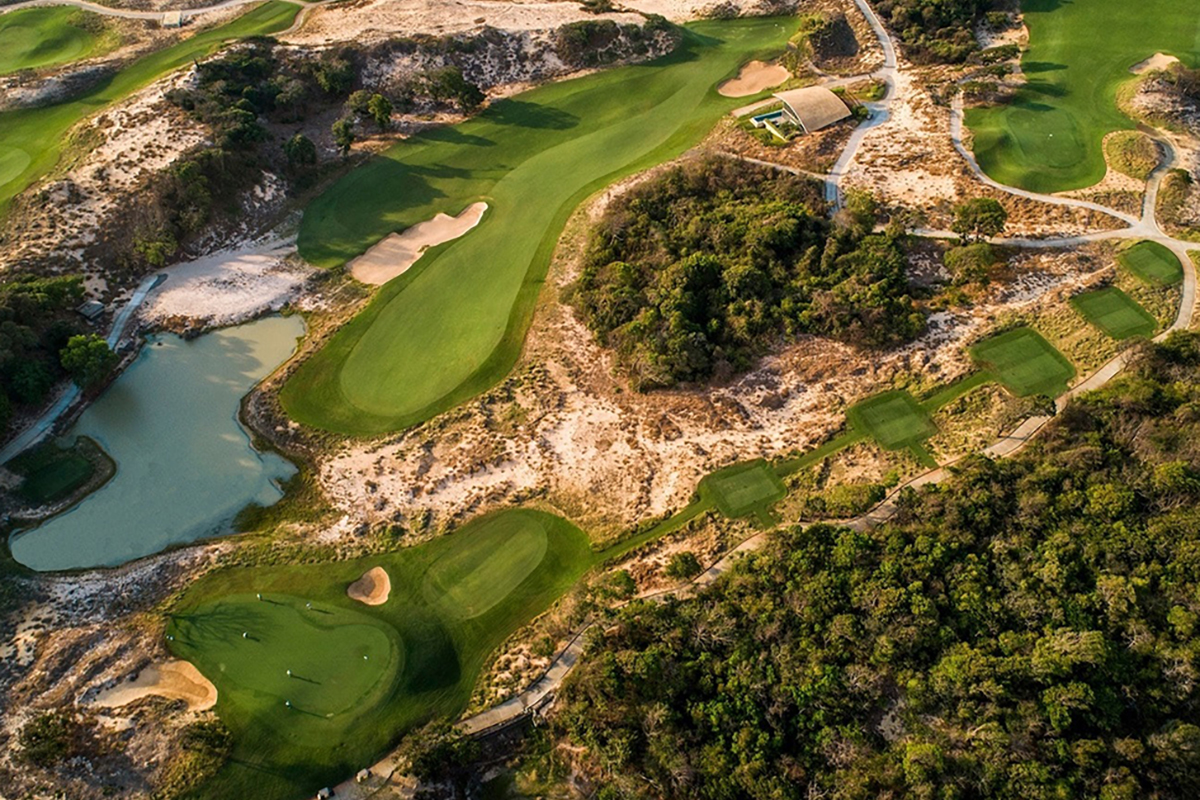 The Bluffs Grand Hồ Tràm Strip