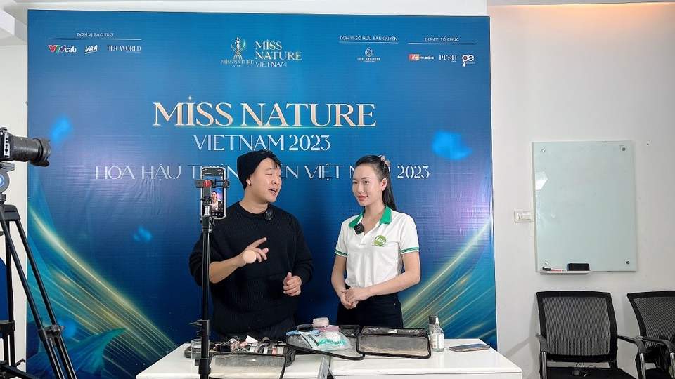 Chuyên gia trang điểm Đỗ Kim Kim đồng hành cùng Miss Nature Vietnam 2023