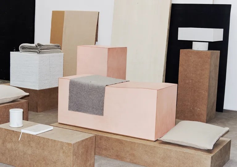 Studio Nicholson và Zara