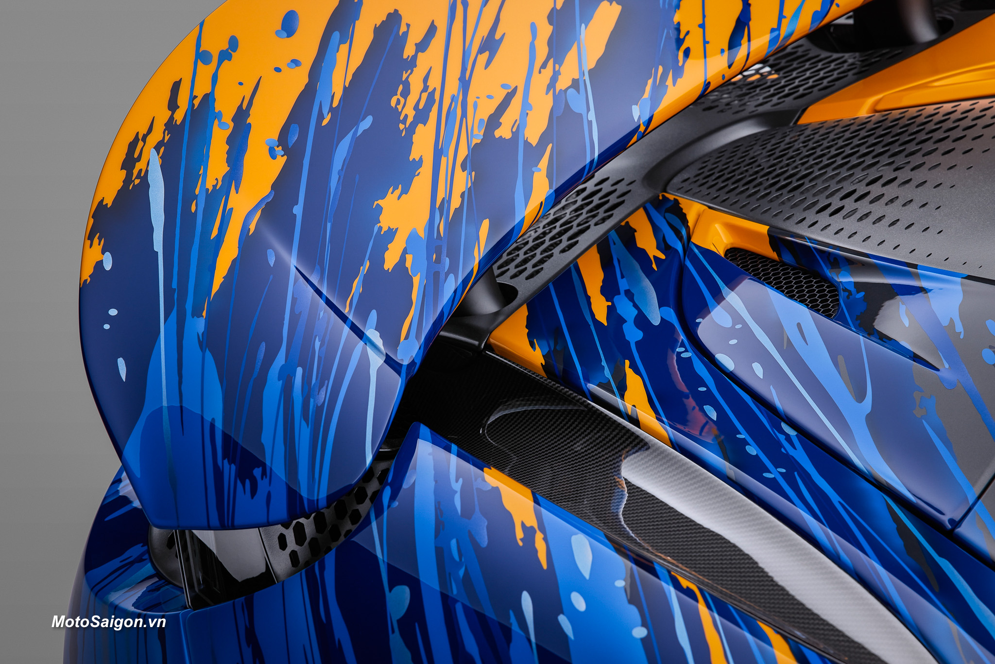 mclaren-750s-triple-crown-mso-2023-motosaigon-01.jpg