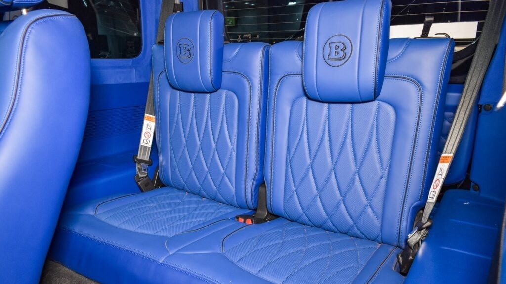 Suzuki Jimny "thăng hạng" thành Brabus G