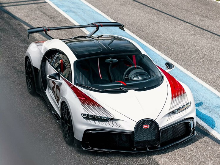 Bugatti Chiron Pur Sport Grand Prix thứ hai lộ diện, sản phẩm dành cho giới siêu giàu