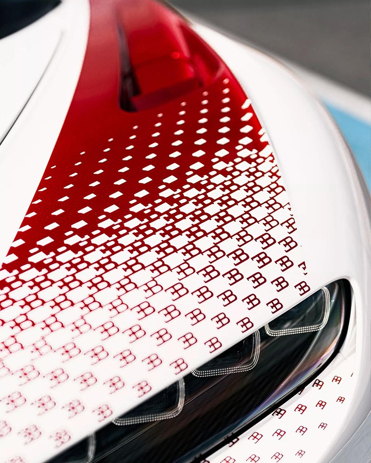 Bugatti Chiron Pur Sport Grand Prix thứ hai lộ diện, sản phẩm dành cho giới siêu giàu