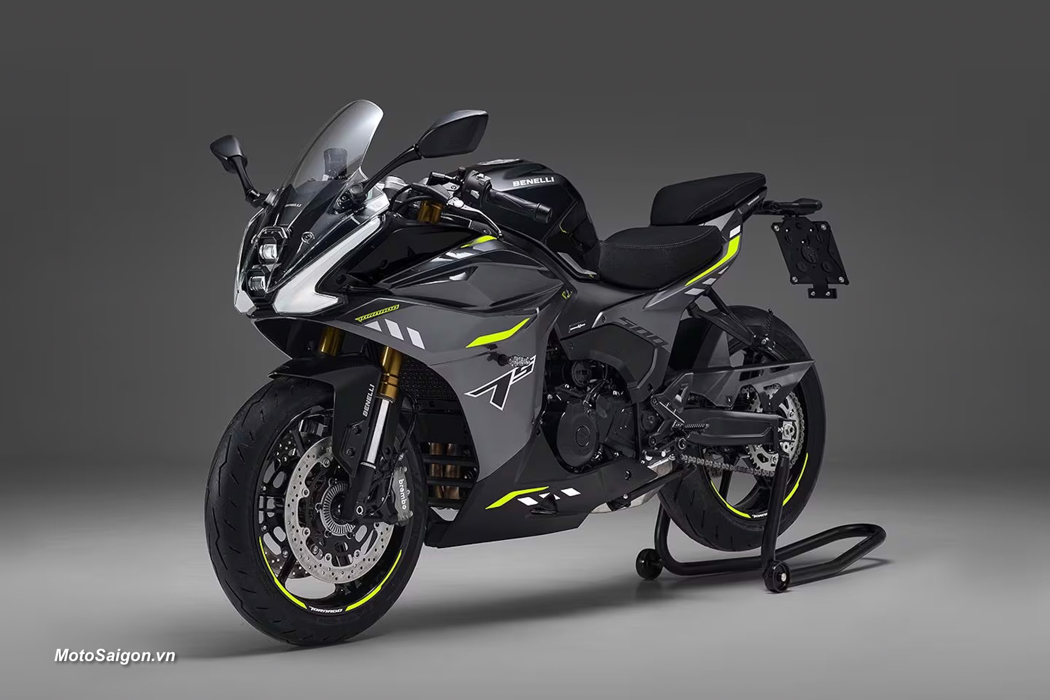 Benelli ra mắt cặp đôi Tornado 500 cùng với BKX 300S