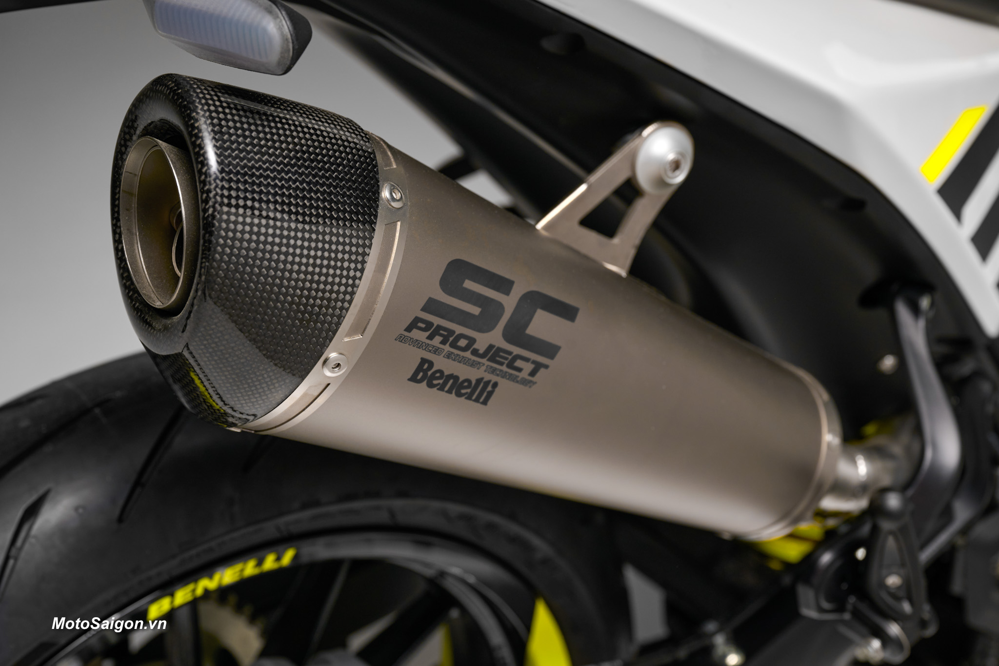 Benelli ra mắt cặp đôi Tornado 500 cùng với BKX 300S