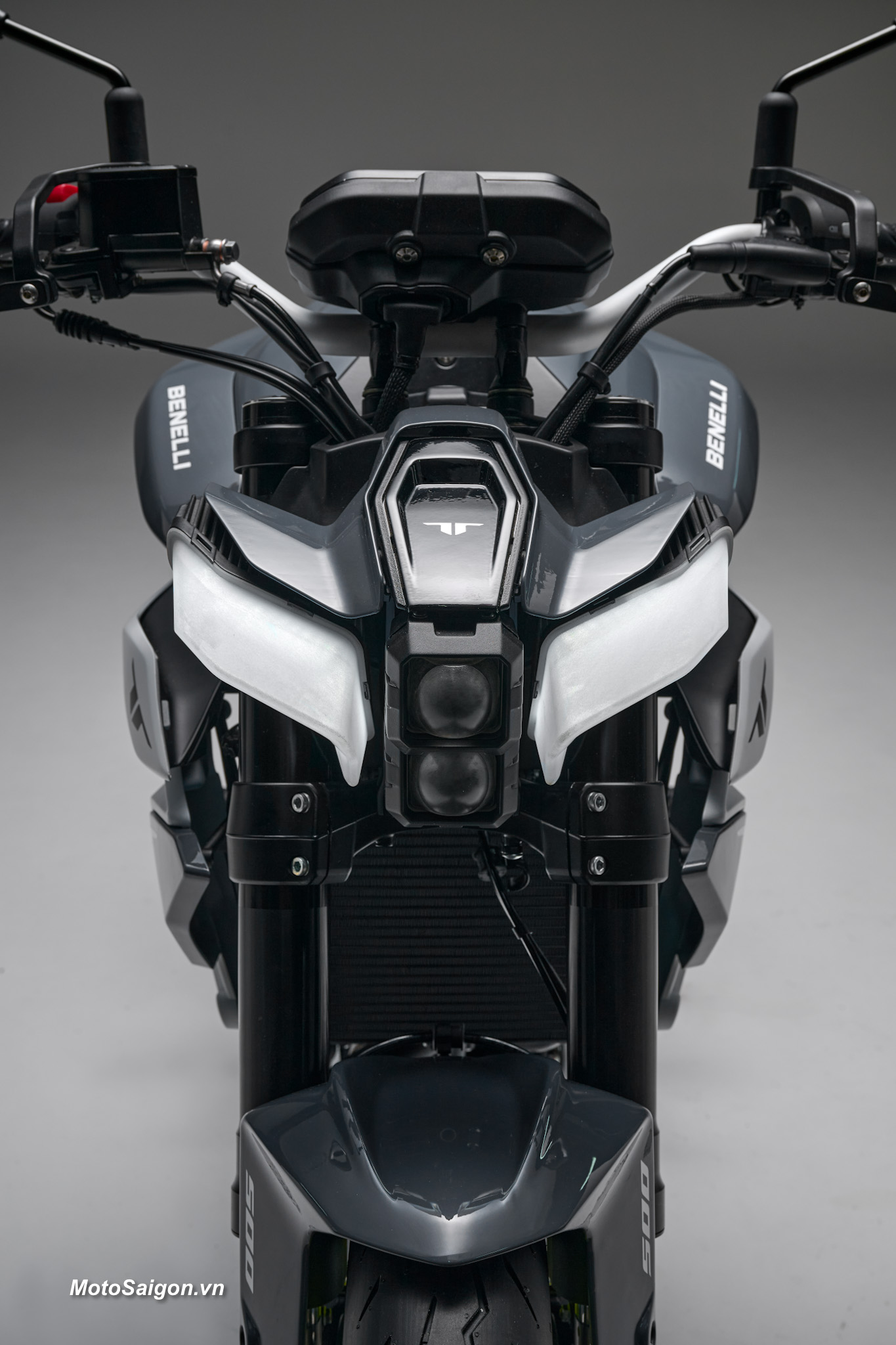Benelli ra mắt cặp đôi Tornado 500 cùng với BKX 300S