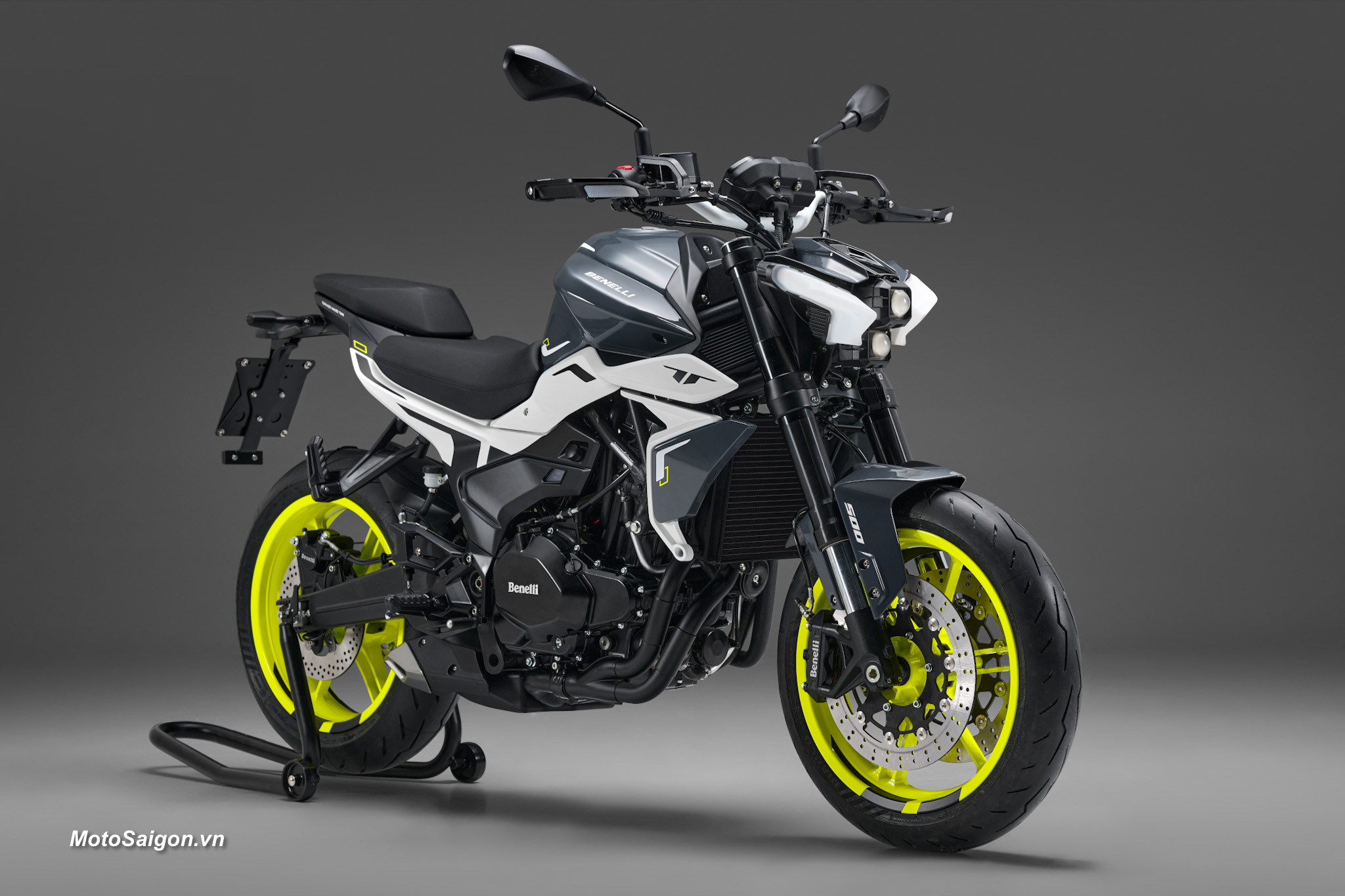Benelli ra mắt cặp đôi Tornado 500 cùng với BKX 300S