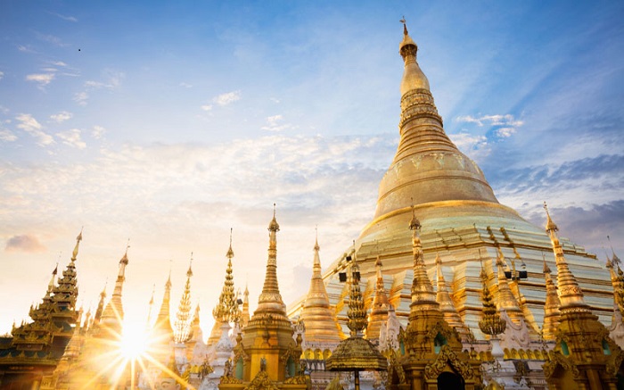 Yangon có những đền chùa cổ kính và lộng lẫy